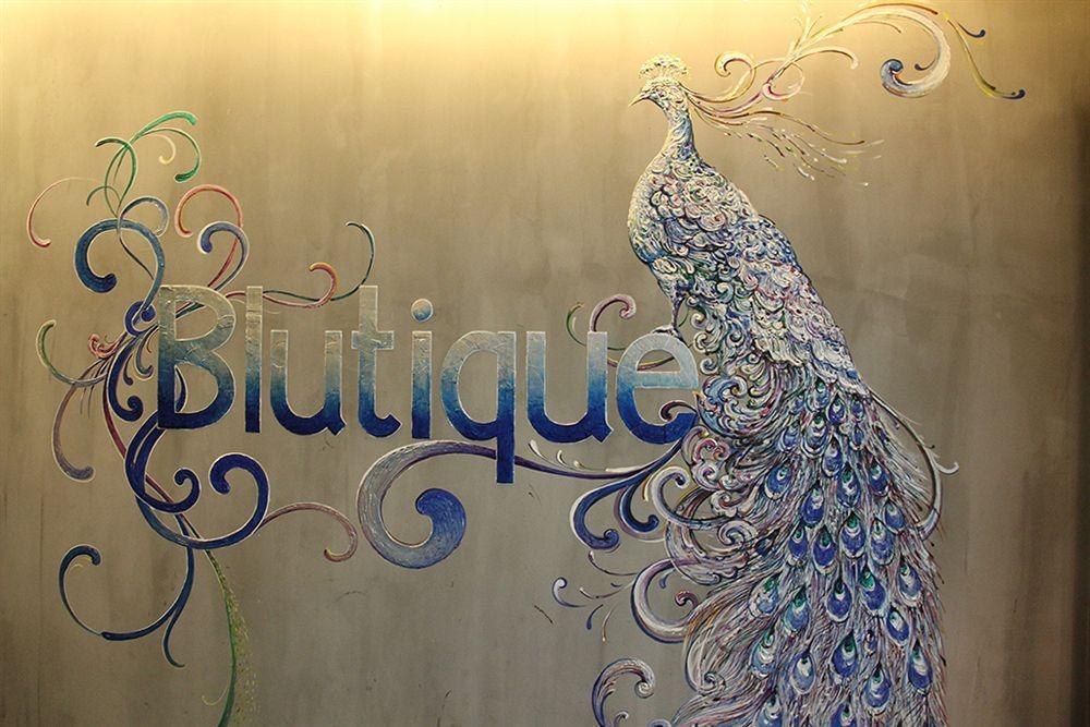 Blutique Hotel Bangkok Bagian luar foto